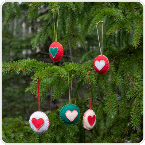 5 MINI ORNAMENTS