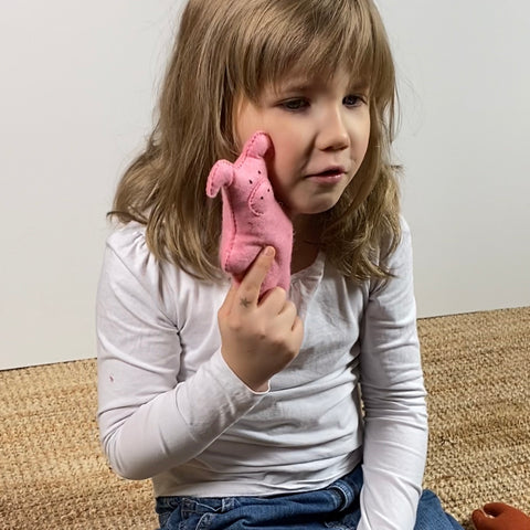 PIG and APPLE felt sewing kit for kids MimihaliNew